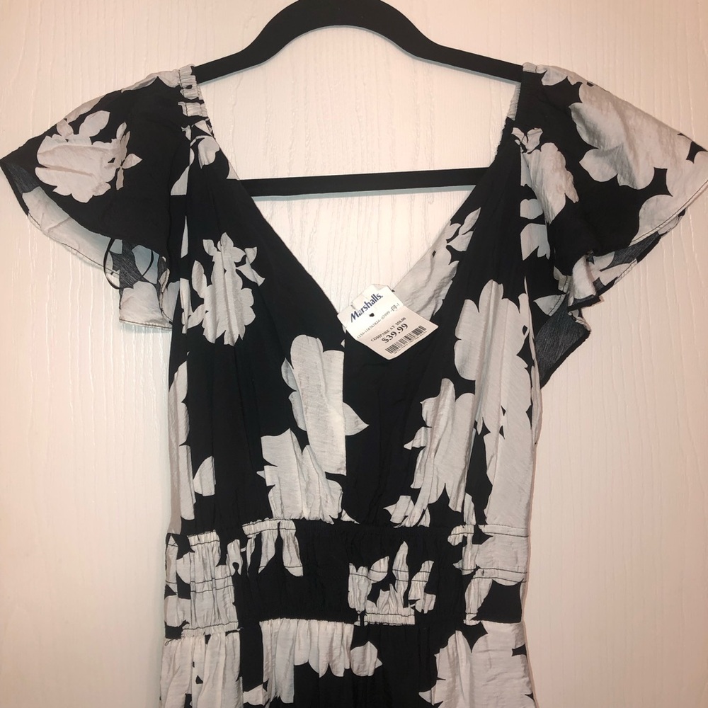 NWT Rachel Zoe Black & White Maxi Dress Size XS elastic back, waist & shoulder. - Picture 1 of 4
